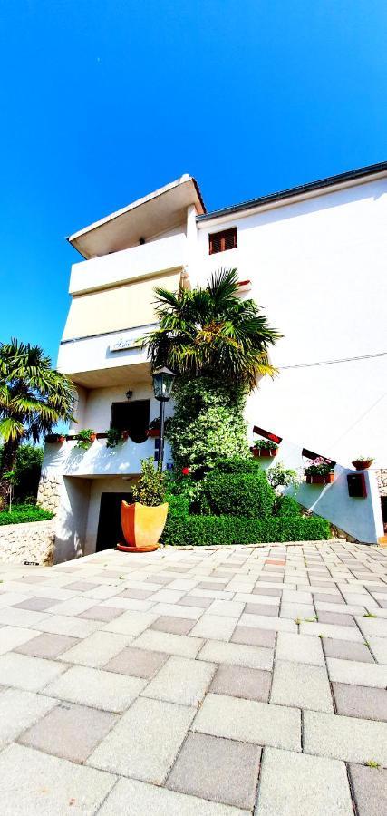 Apartments Sime Sukošan المظهر الخارجي الصورة