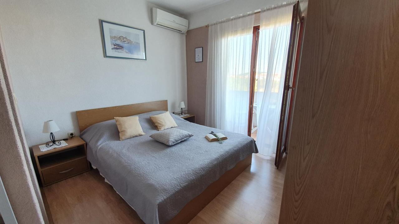 Apartments Sime Sukošan المظهر الخارجي الصورة