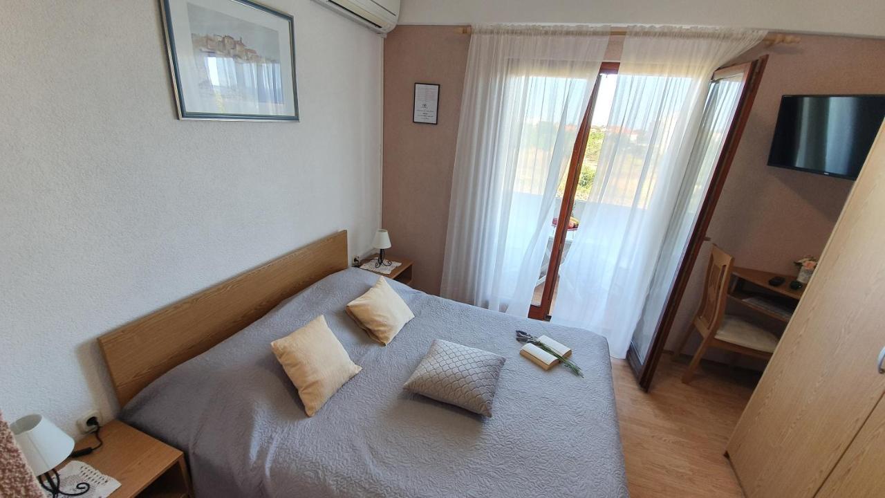 Apartments Sime Sukošan المظهر الخارجي الصورة