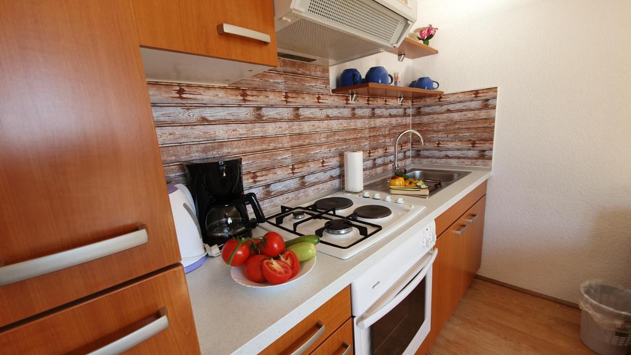 Apartments Sime Sukošan المظهر الخارجي الصورة