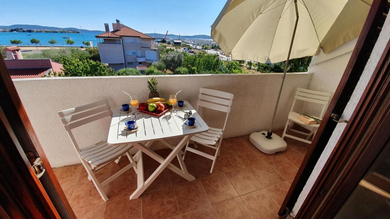 Apartments Sime Sukošan المظهر الخارجي الصورة